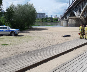 Mężczyzna spadł z Mostu Poniatowskiego
