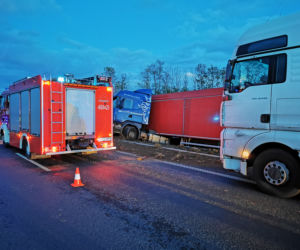 Poważny wypadek ciężarówki na trasie S5