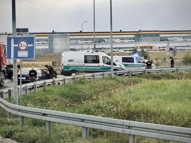 Nielegalni migranci zatrzymani pod Kołbaskowem