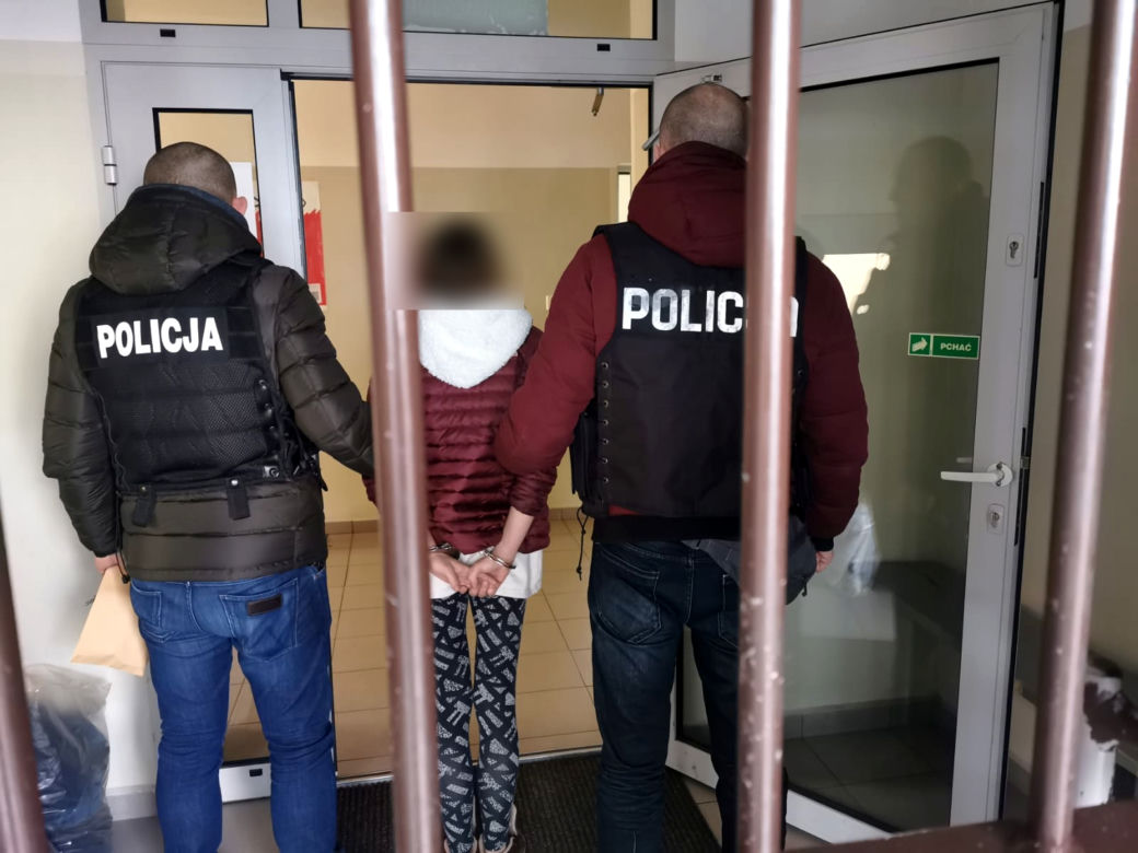 Podlaskie. Złodzieje kosmetyków w rękach policji. Wśród zatrzymanych jest kobieta
