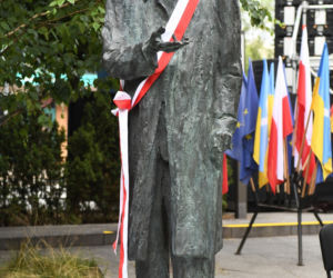 Odsłonięcie pomnika Władysława Bartoszewskiego w Sopocie [ZDJĘCIE]