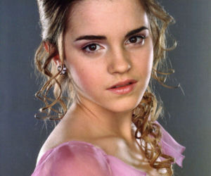 Emma Watson. Tak się zmieniała gwiazda Harry' ego Pottera