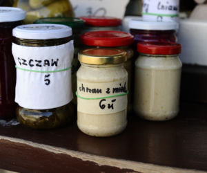Drożyzna w koszyczkach. Horrendalnie wysokie ceny na warszawskich bazarach