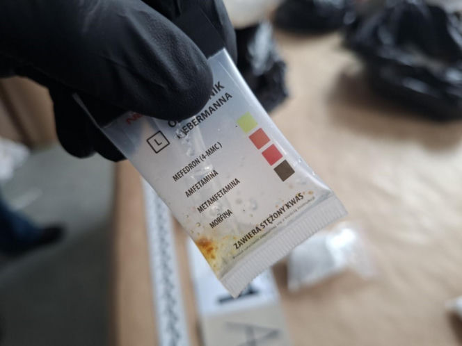 Kolejne uderzenie w zorganizowaną przestępczość samochodową, 8 osób aresztowano