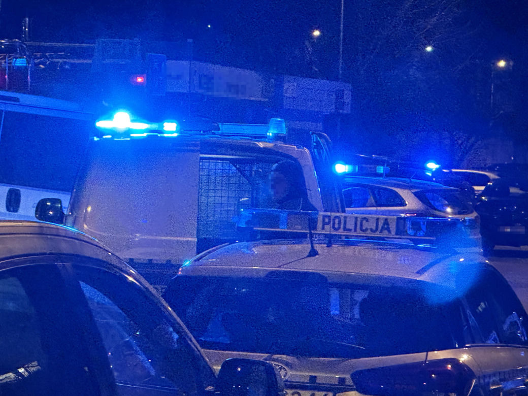 Brutalne morderstwo w Legionowie. Nożem kuchennym zabili młodego chłopaka. Nocna obława zakończona sukcesem