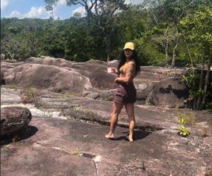 Fani w żałobie po śmierci znanej influencerki. Horror rozegrał się na drodze