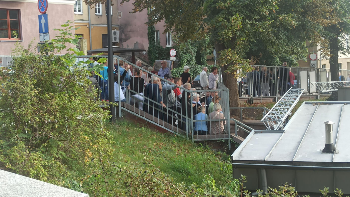 Tłumy na Starym Mieście w Olsztynie. Mieszkańcy świętowali 25-lecie samorządu Warmii i Mazur [ZDJĘCIA]
