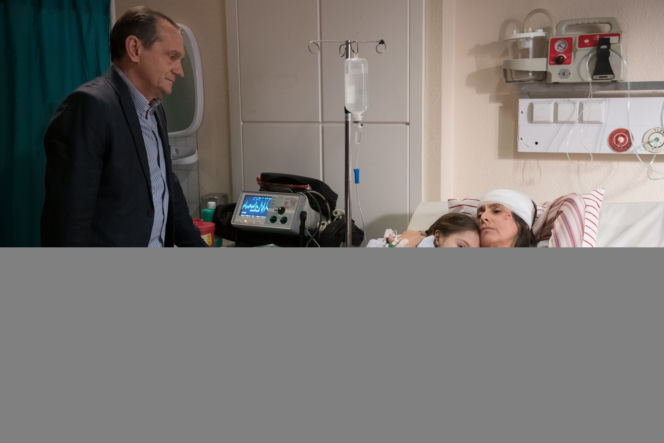 Na Wspólnej odc. 2677. Izabela (Anna Korcz) Jerzy (Wojciech Wysocki), Klementynka (Julia Kostow)