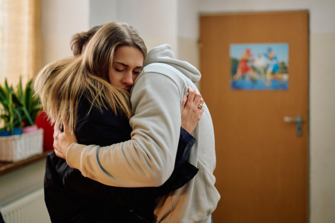 Eliza znów wpada w ramiona Bartka.