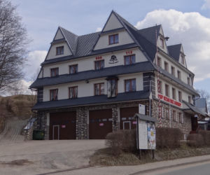 To jedna z najpiękniejszych wsi w Małopolsce. Jest dumą Podhala, która powstała pastwiskach