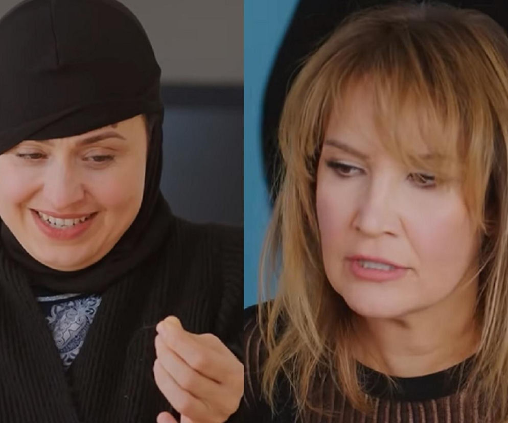 Kolaż dwóch zdjęć: po lewej uśmiechnięta Cavidan w czarnej kominiarce trzyma w palcach włos, po prawej Feraye z blond włosami i zmartwioną miną. Zdjęcie ilustruje porwanie Feraye przez Cavidan w serialu Miłość i nadzieja, o którym przeczytasz na Super Seriale.