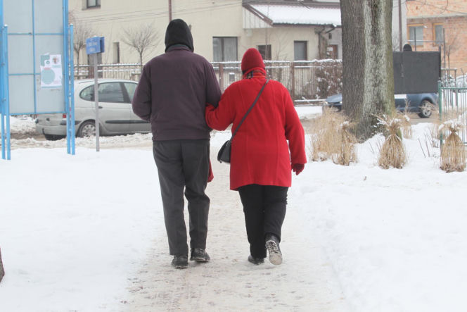 Gołoledź paraliżuje Polskę