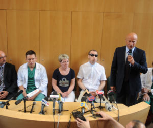 przeszczep twarzy pacjent wyszedl do domu (7)