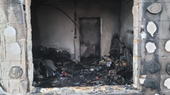 Ogień pojawił się o świcie. Rodzina straciła wszystko. "Nie mają dokąd wrócić"