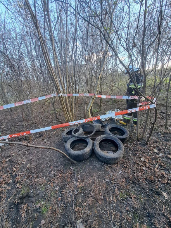 Wyciągnęli młodego z czeluści 