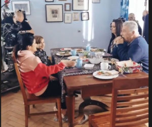 M jak miłość na planie. Kinga (Katarzyna Cichopek), Misiek (Aleksander Bożyk), Wojtek Marszałek (Emilian Kamiński), Krysia Filarska (Hanna Mikuć)