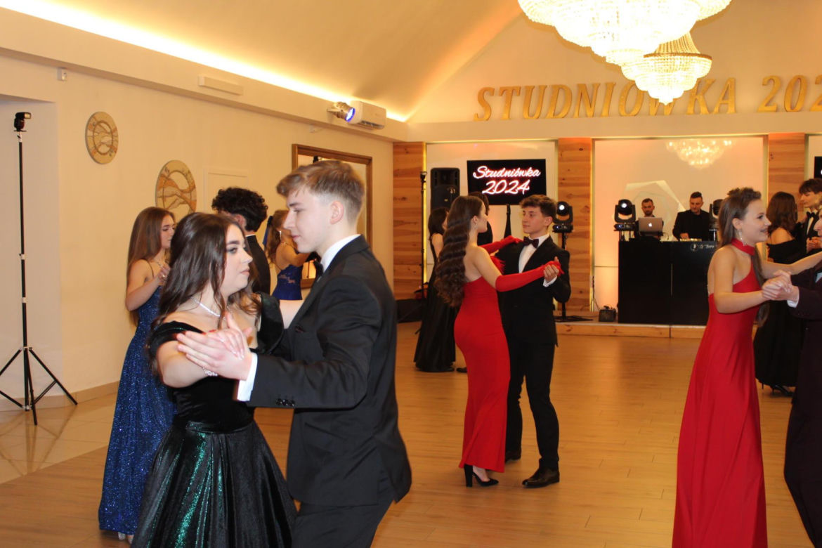 Studniówka I LO w Starachowicach