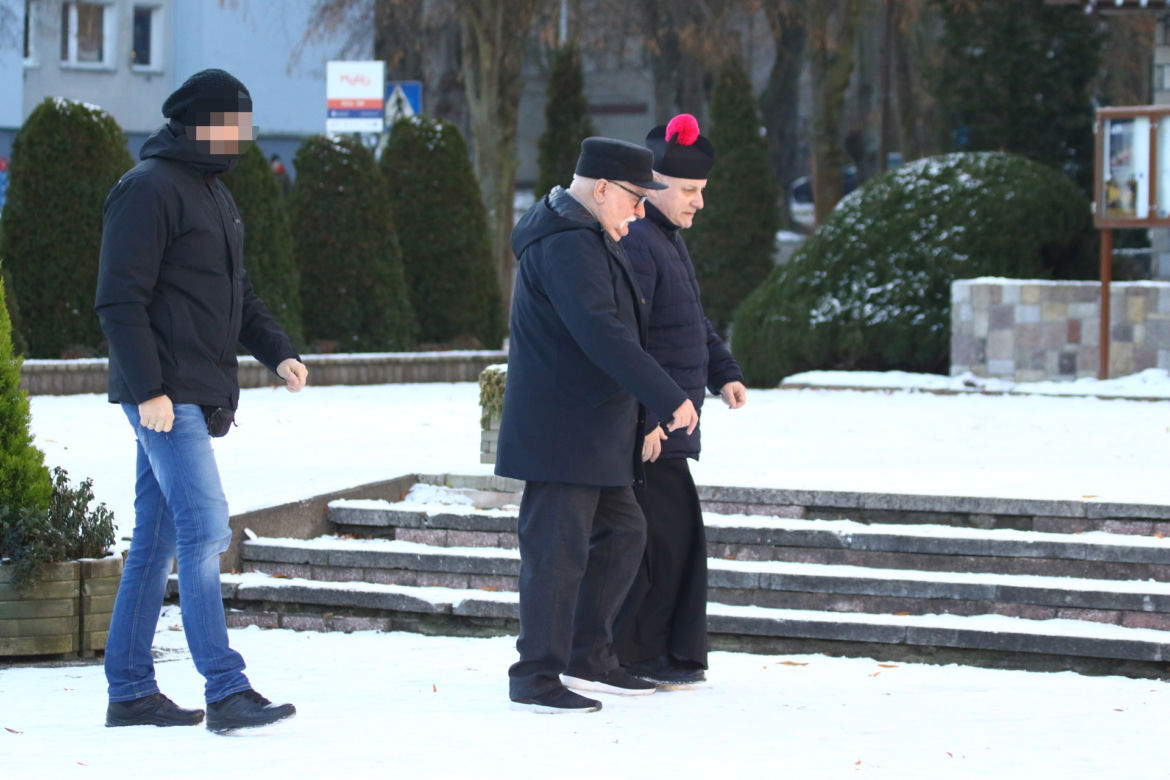 Lech Wałęsa wybrał się do kościoła i zaskoczył wszystkich. Nie powtórzył swojego zwyczaju! 