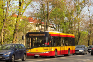 Warszawa. Od poniedziałku zmienią się rozkłady jazdy w komunikacji miejskiej