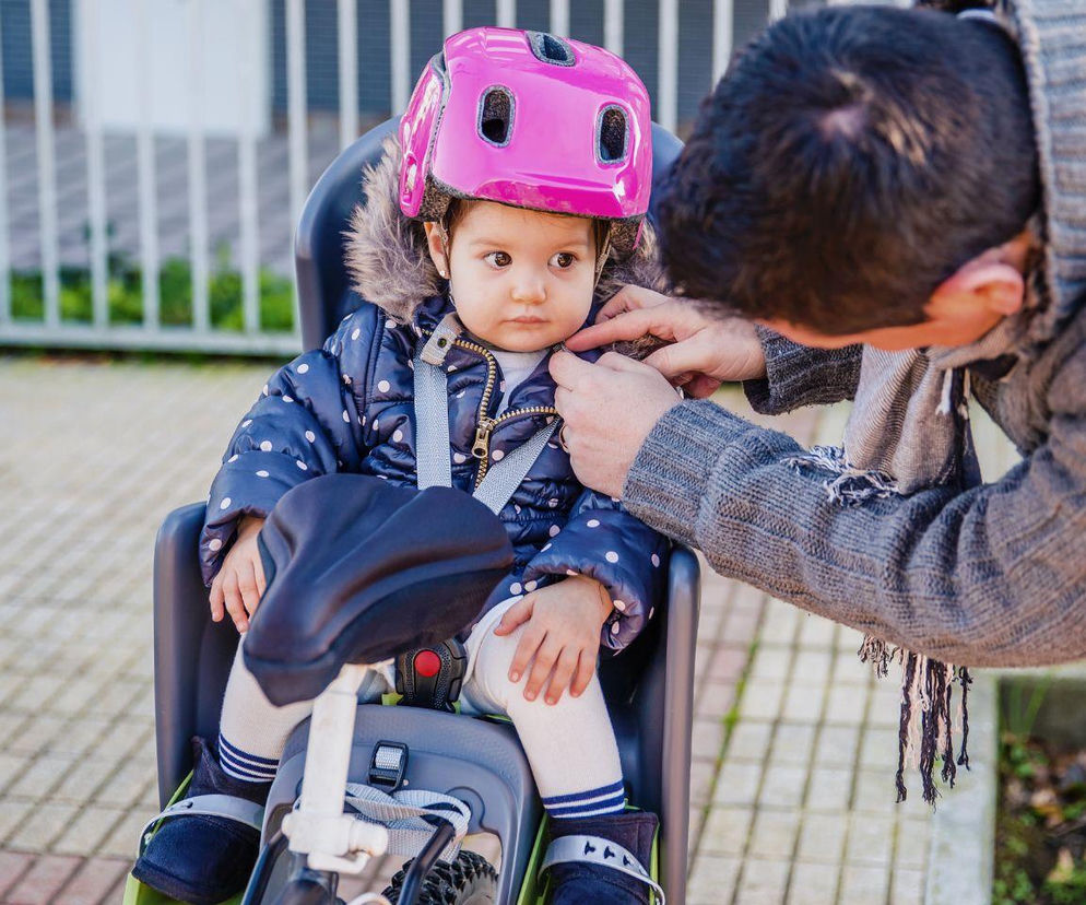 Decathlon wycofuje fotelik rowerowy. Elementy mogą być niebezpieczne