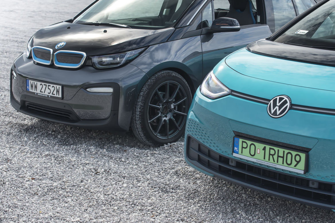 Volkswagen ID.3 1ST 204 KM 58 kWh vs. BMW i3 120 Ah 170 KM