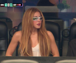 Shakira zaatakowana na meczu Argentyna - Austria