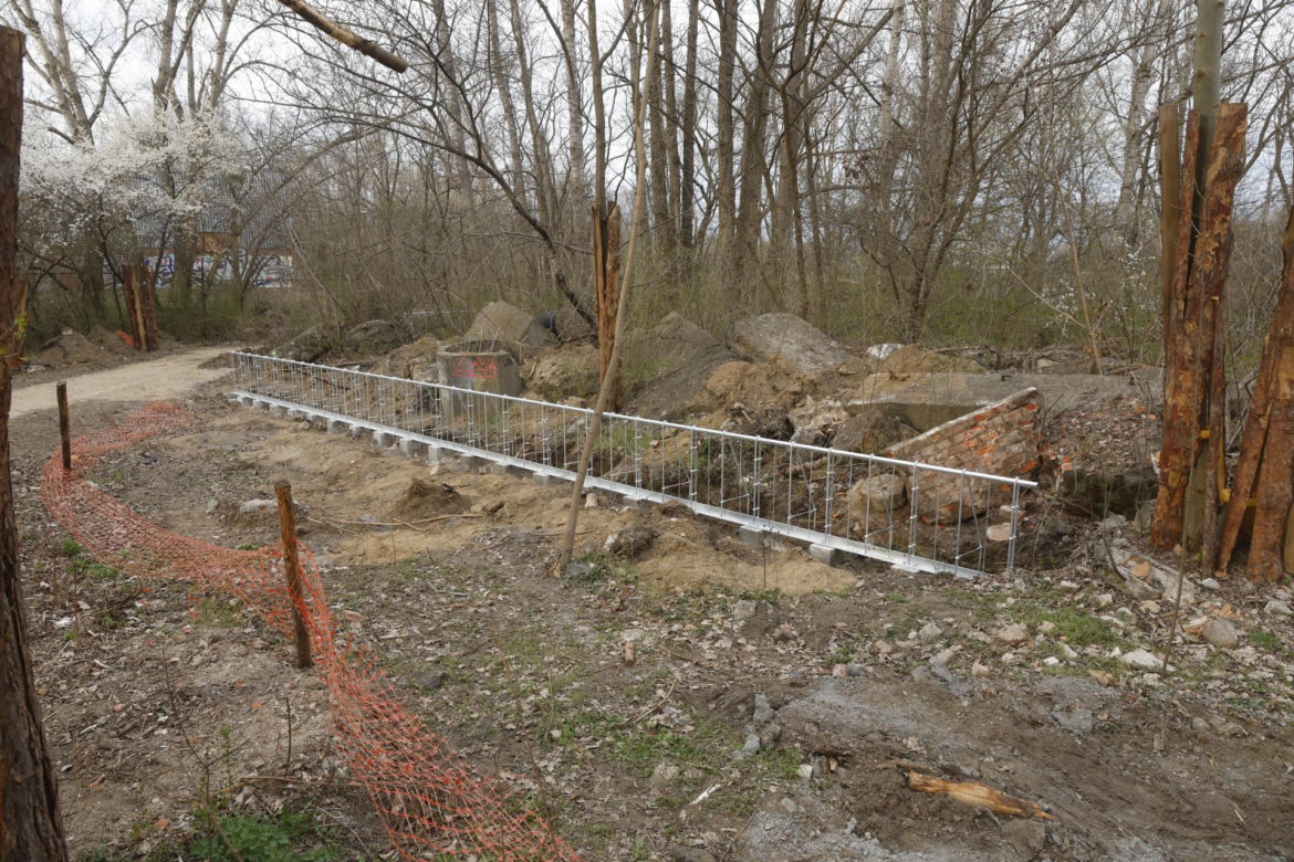 W Warszawie powstaje drugie "lapidarium". Miasto nie usunie betonowych odpadów. "To artefakty"