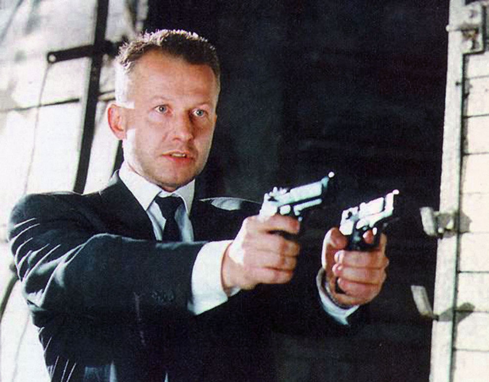 Bogusław Linda niknie w oczach