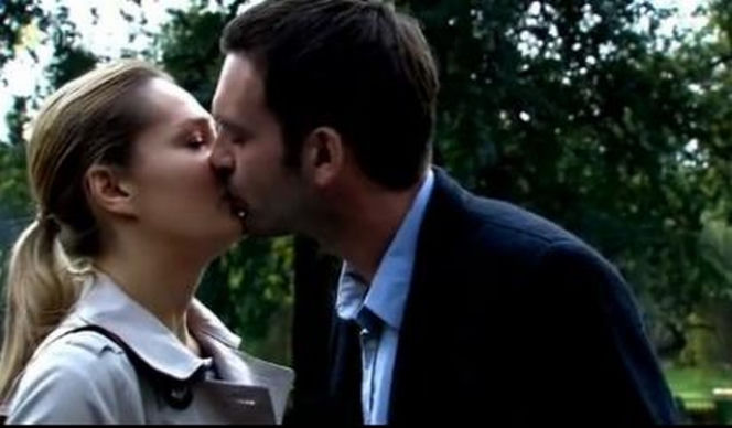 PRZYJACIÓŁKI odc. 9. Inga (Małgorzata Socha), Piotr (Mariusz Zaniewski)