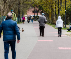 Nadmorskie spacery znów legalne, ale...o tym warto pamiętać