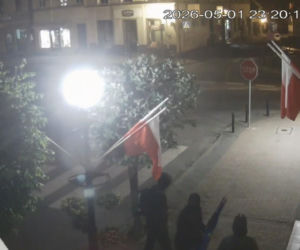 Skradziono flagi UE w Śmiglu