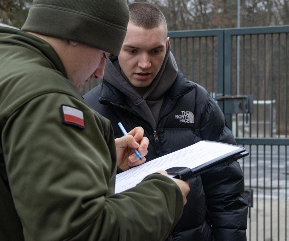 Około tysiąca uczniów z Zielonej Góry stanie przed komisją wojskową