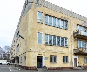 Dawna szkoła powszechna na Słomińskiego 1 w Warszawie