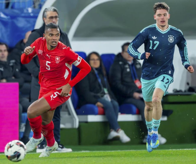 Manuel Akanji (Szwajcaria)
