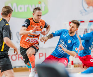FC KJ Toruń - Piast Gliwice 2:5