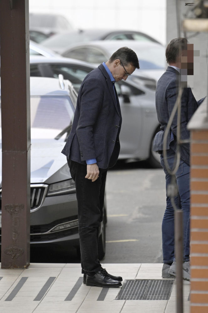 Morawiecki pod specjalnym nadzorem