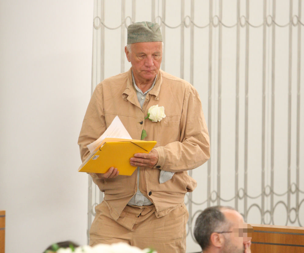 JAN RULEWSKI W DRELICHU Z SYMBOLEM NIENAWIŚCI.