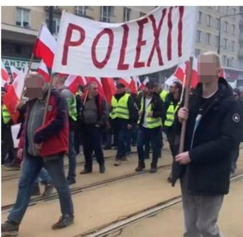 Skandaliczny banner na proteście