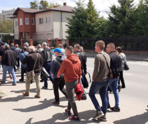 Pikieta w MAN-ie. Związkowa Solidarność w MAN BUS nadal protestuje!