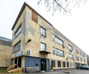 Dawna szkoła powszechna na Słomińskiego 1 w Warszawie