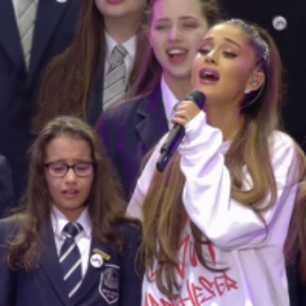 Ariana Grande i chór szkolny. My Everything najbardziej wzruszającym momentem koncertu  