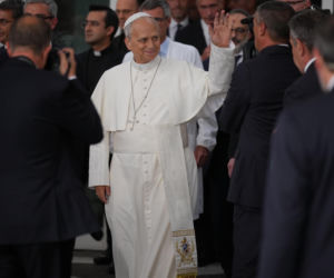 Papież wyszedł ze szpitala! Leon XIV z dobrymi wynikami