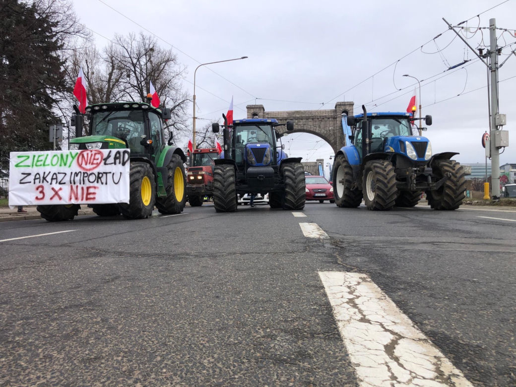 Totalny najazd na Wrocław, traktory na ulicach. Zgromadzenie rolników rozwiązane!