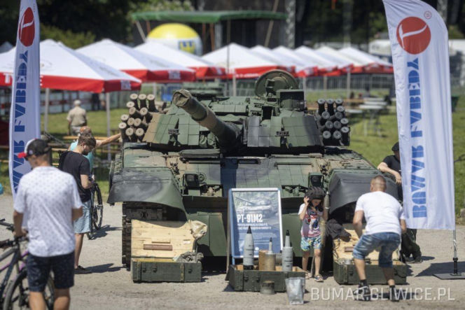 Bumar-Łabędy a produkcja K2PL. Co wypełni lukę produkcyjną i zabezpieczy przyszłość zakładu?