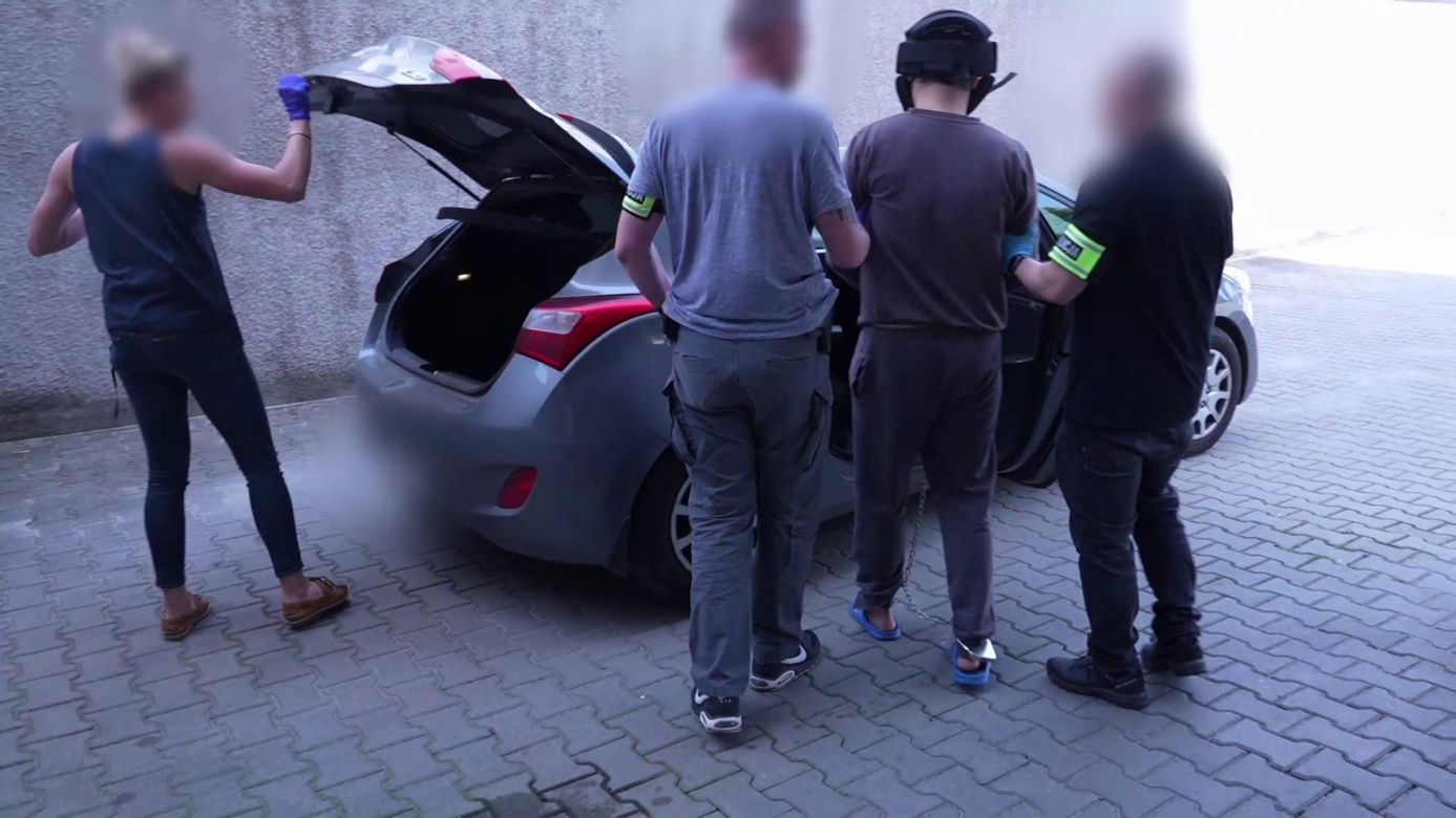 Podwójne morderstwo w Krakowie. Syn ofiar odpowie za zbrodnię ze szczególnym okrucieństwem [ZDJĘCIA]