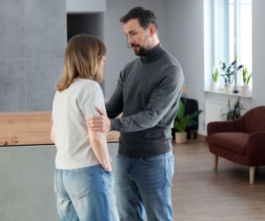 Barwy szczęścia odc. 3378. Renata (Anna Mrozowska), Marcin Kodur (Oskar Stoczyński)