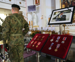 Pogrzeb gen. Mirosława Różańskiego. Poruszające słowa szefa MON i ten widok