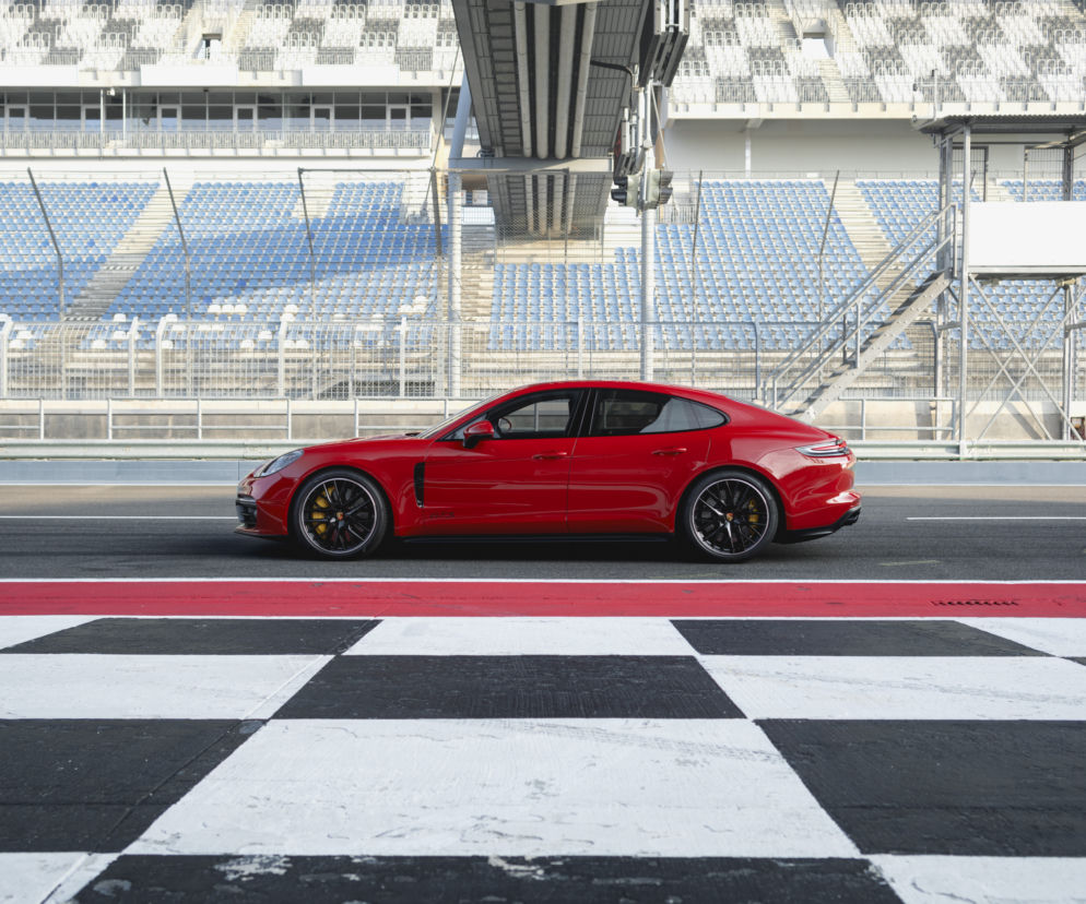Nowe Porsche Panamera GTS 2018
