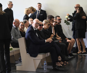 Politycy i dziennikarze na pogrzebie Andrzeja Morozowskiego