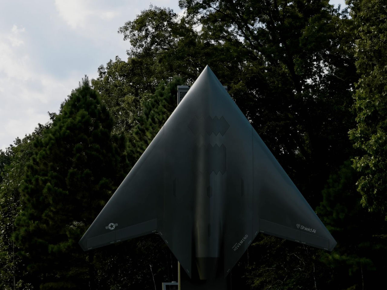 Shield AI, PGZ i WZL-2 rozpoczynają rozmowy o X-BAT